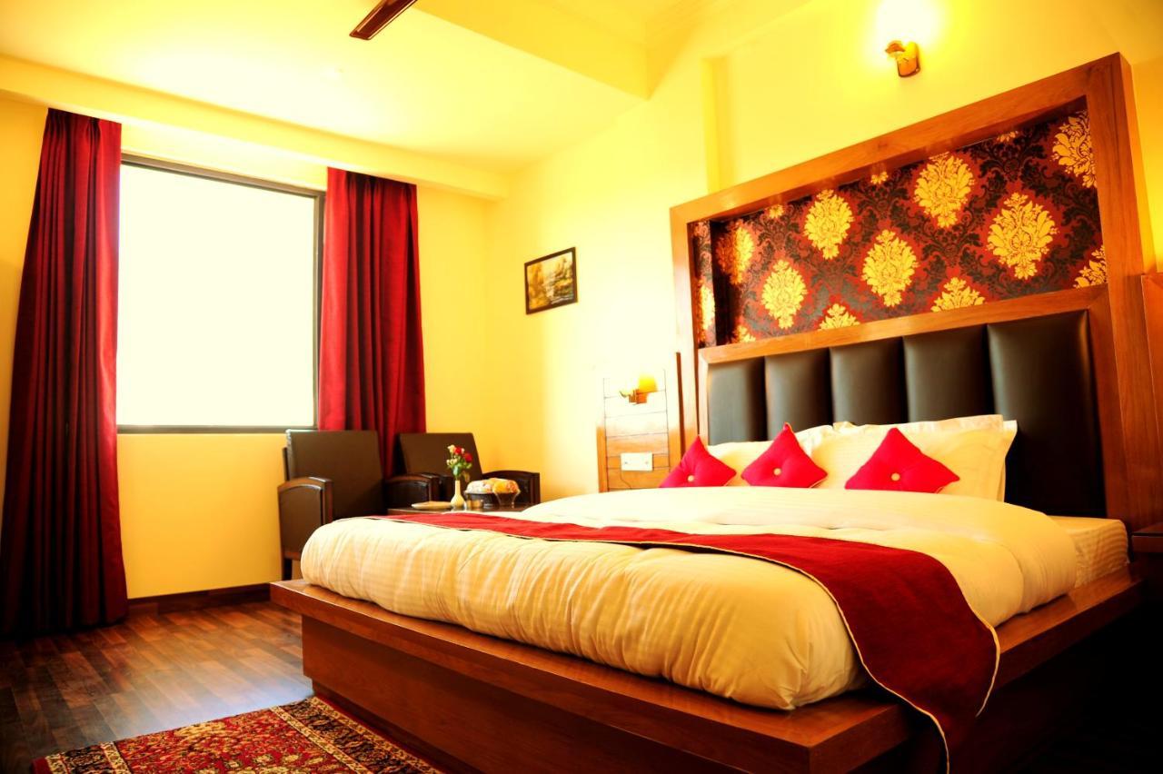 Hotel Grand Sharan Katra  Exteriér fotografie